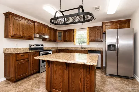 Kitchen - 5938 Herlong Dr, Milton, FL 32570 photo 1 of 4