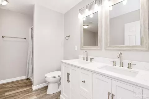 Bath - 5938 Herlong Dr, Milton, FL 32570 photo 1 of 4