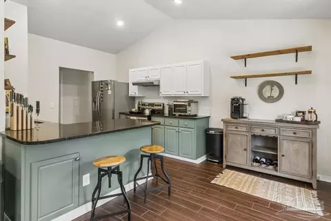 Kitchen - 1254 Plata Canada Dr, Cantonment, FL 32533 photo 3 of 4