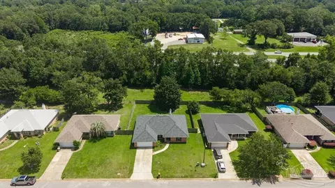 View/Area - 1254 Plata Canada Dr, Cantonment, FL 32533 photo 2 of 9