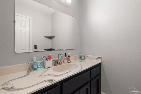 Bath - 5012 Beck Ave, Jay, FL 32565 photo 2 of 5
