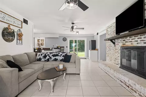 Living - 5012 Beck Ave, Jay, FL 32565 photo 3 of 6