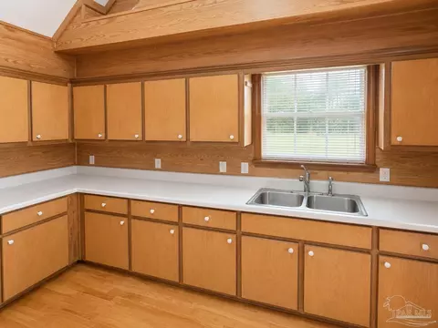 Kitchen - 5373 Fireside Ln, Milton, FL 32583 photo 3 of 3