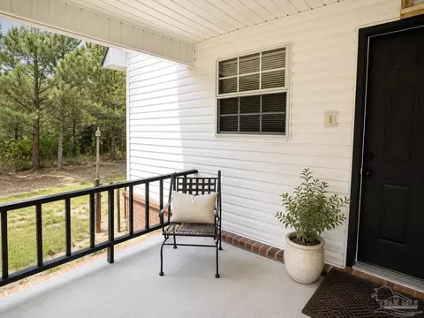 Exterior - 5373 Fireside Ln, Milton, FL 32583 photo 6 of 11