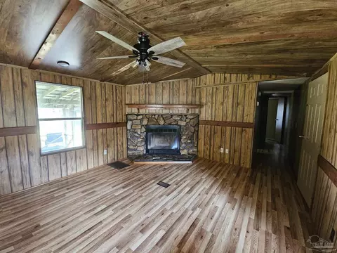 5131 W Spencer Field Rd, Pace, FL 32571 photo 4