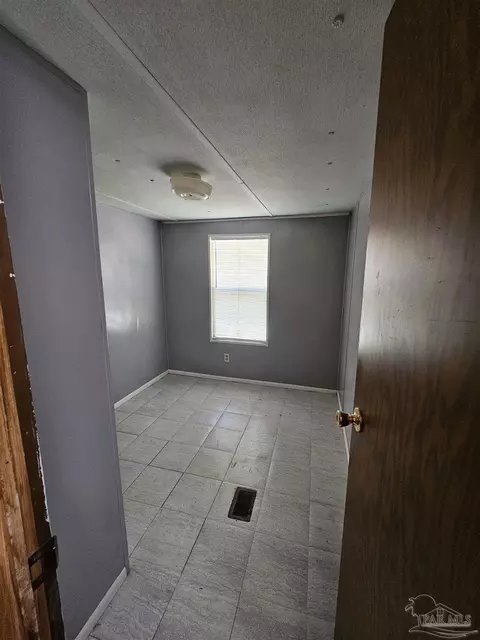 5131 W Spencer Field Rd, Pace, FL 32571 photo 11