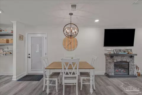 Dining - 4420 Mundy Ln, Pace, FL 32571 photo 1 of 2