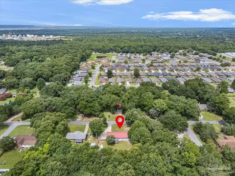 View/Area - 4420 Mundy Ln, Pace, FL 32571 photo 3 of 4