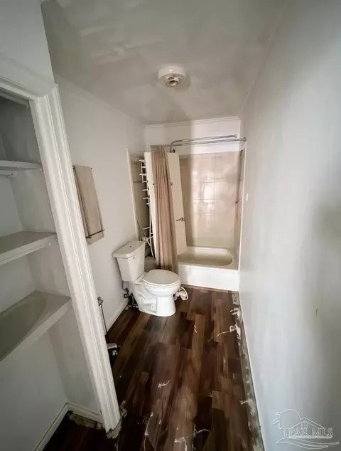 Bath - 4127 Polks Ave, Pace, FL 32571 photo 1 of 4