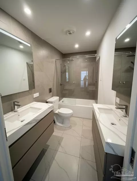 Bath - 4127 Polks Ave, Pace, FL 32571 photo 2 of 4