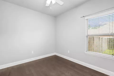 Bedroom - 2825 Gemstone Cir, Pace, FL 32571 photo 10 of 12