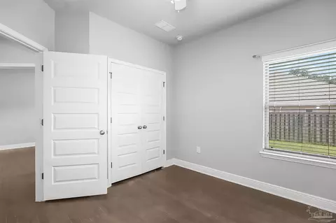 Bedroom - 2825 Gemstone Cir, Pace, FL 32571 photo 8 of 12