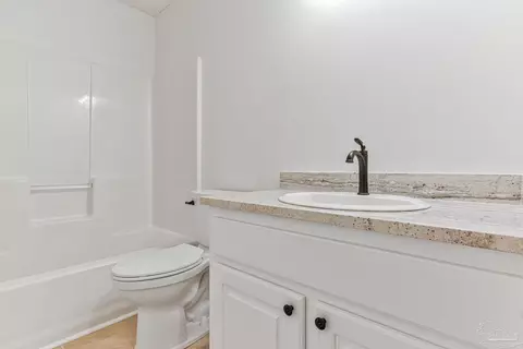 Bath - 1778 Condor Dr, Cantonment, FL 32533 photo 4 of 5