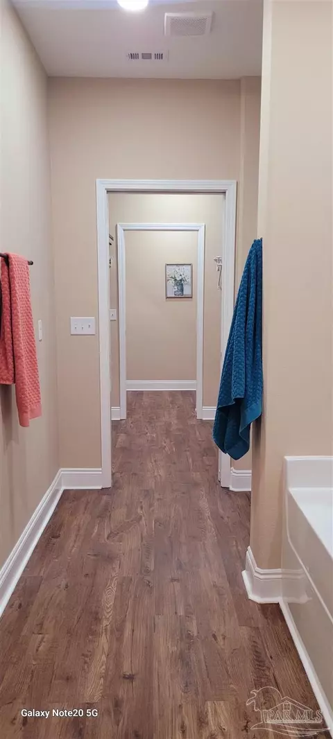 Entry Way - 3219 Electra Dr, Milton, FL 32583 photo 7 of 7