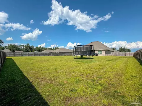 Exterior - 6549 Captiva Dr, Milton, FL 32570 photo 6 of 7
