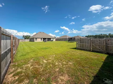 Exterior - 6549 Captiva Dr, Milton, FL 32570 photo 2 of 7