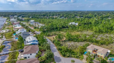 00 Deer Point Dr, Gulf Breeze, FL 32561