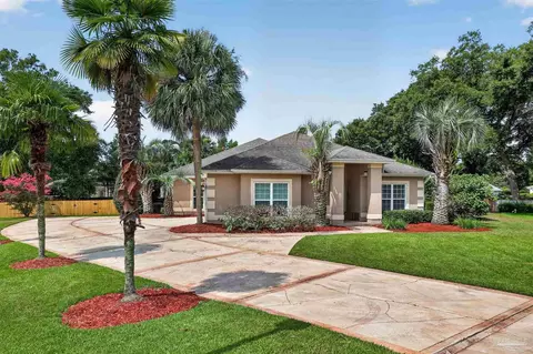 Exterior - 3026 Killarney Dr, Pace, FL 32571 photo 4 of 5