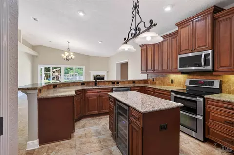 Kitchen - 3026 Killarney Dr, Pace, FL 32571 photo 3 of 8