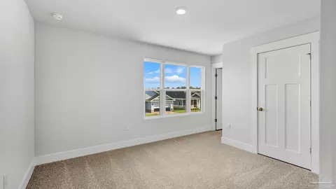 Bedroom - 5908 Tripletail Dr, Milton, FL 32583 photo 6 of 8