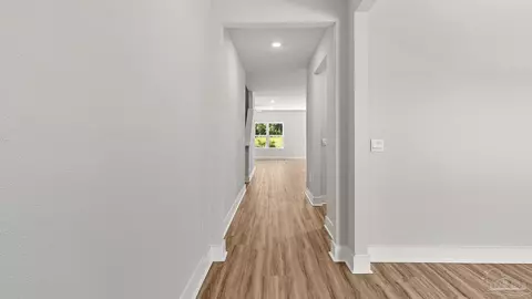 Entry Way - 5908 Tripletail Dr, Milton, FL 32583 photo 1 of 6