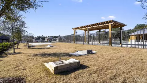 View/Area - 5908 Tripletail Dr, Milton, FL 32583 photo 2 of 3