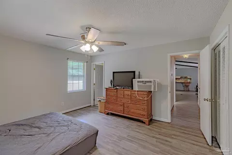 Bedroom - 3377 Ware Rd, Cantonment, FL 32533 photo 2 of 4