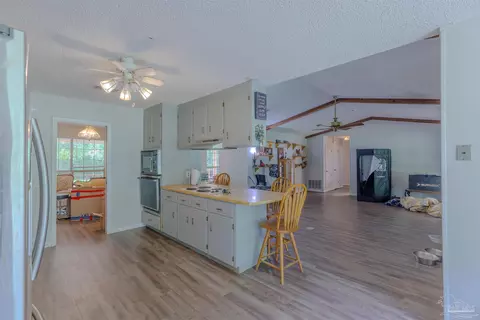 Entry Way - 3377 Ware Rd, Cantonment, FL 32533 photo 3 of 5