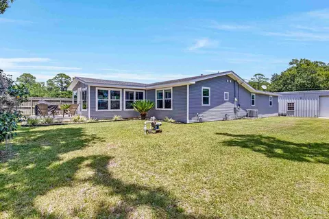 Exterior - 7631 Petersen Pt Rd, Milton, FL 32583 photo 16 of 18