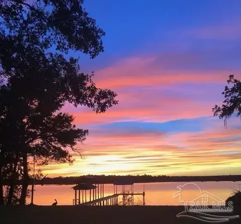 View/Area - 7631 Petersen Pt Rd, Milton, FL 32583 photo 5 of 5