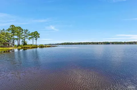 View/Area - 7631 Petersen Pt Rd, Milton, FL 32583 photo 3 of 5