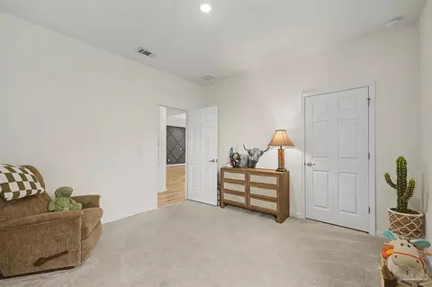 Bedroom - 4166 Upper Walk Ln, Milton, FL 32583 photo 5 of 10