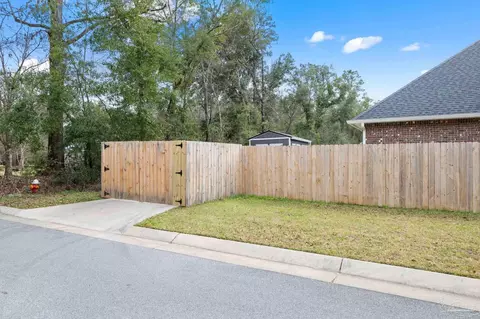 Exterior - 3897 Ranch Rd, Pace, FL 32571 photo 9 of 11