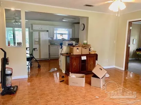 Living - 5116 Seagull Dr, Pace, FL 32571 photo 1 of 2