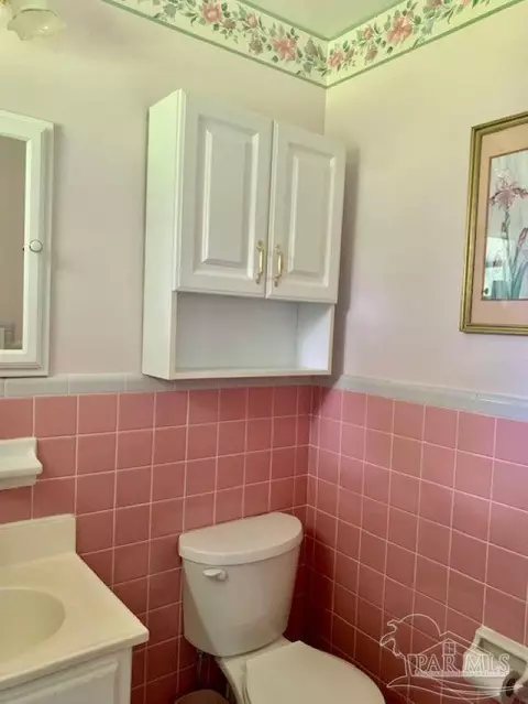 Bath - 5116 Seagull Dr, Pace, FL 32571 photo 8 of 8