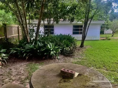 Exterior - 5116 Seagull Dr, Pace, FL 32571 photo 7 of 13