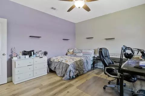 Bedroom - 6771 Cotter Dr, Milton, FL 32570 photo 1 of 6