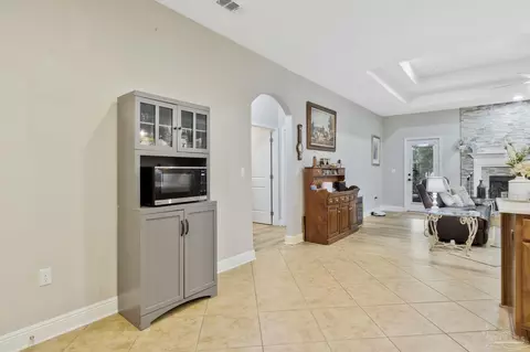 Entry Way - 6771 Cotter Dr, Milton, FL 32570 photo 4 of 5