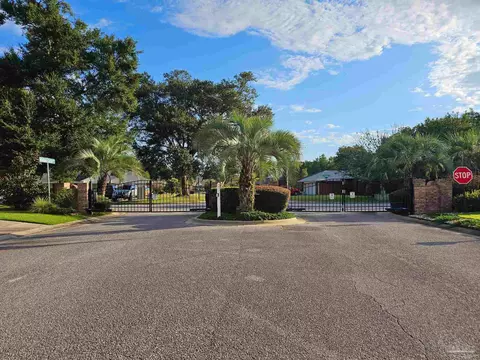 View/Area - 3881 Throne Ct, Milton, FL 32583 photo 1 of 1