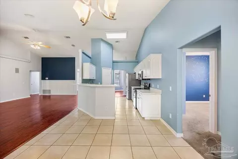 Entry Way - 5403 Stafford Cir, Pace, FL 32571 photo 3 of 6