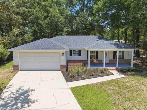 Exterior - 5708 Bronco Pl, Milton, FL 32570 photo 9 of 11