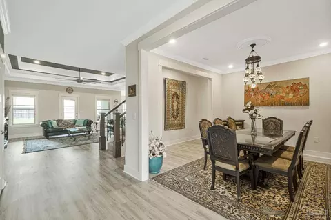 Entry Way - 6118 Cherry Hill Cir, Pace, FL 32571 photo 3 of 9