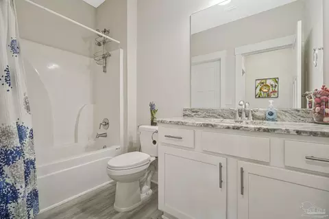 Bath - 6118 Cherry Hill Cir, Pace, FL 32571 photo 6 of 7