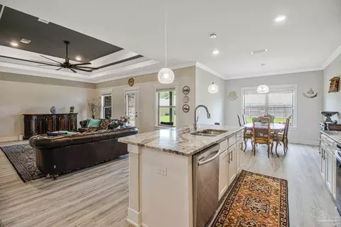 Entry Way - 6118 Cherry Hill Cir, Pace, FL 32571 photo 6 of 9