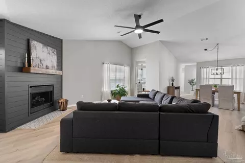 324 Mirabelle Dr, Pensacola, FL 32514