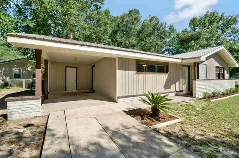 Exterior - 6480 Cypress St, Milton, FL 32570 photo 2 of 11
