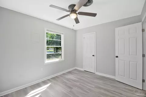 Bedroom - 6480 Cypress St, Milton, FL 32570 photo 1 of 5