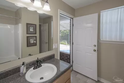 Bath - 1804 Condor Dr, Cantonment, FL 32533 photo 5 of 9