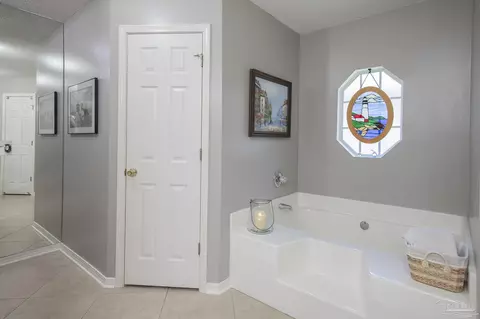 Bath - 1804 Condor Dr, Cantonment, FL 32533 photo 7 of 9