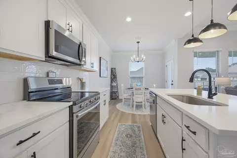 Kitchen - 4249 Lady Palm Ct, Pace, FL 32571 photo 3 of 6